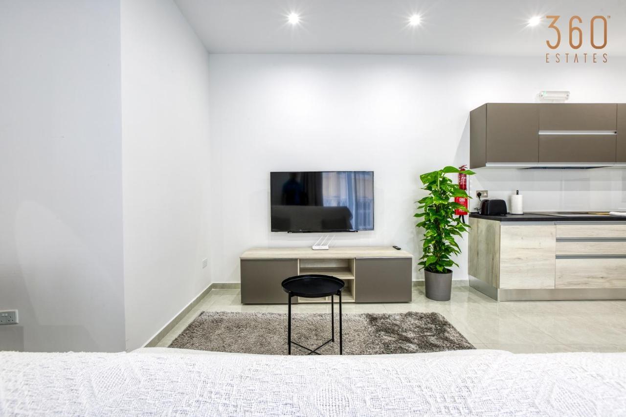 A Lovely 1Br Home With Balcony Just Off The Coast By 360 Estates Saint Julian's Eksteriør billede