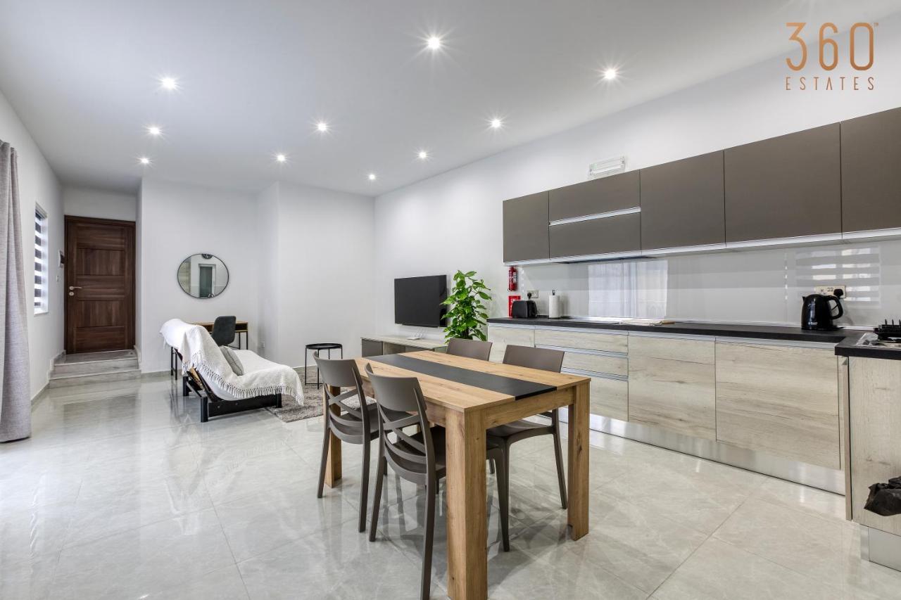 A Lovely 1Br Home With Balcony Just Off The Coast By 360 Estates Saint Julian's Eksteriør billede