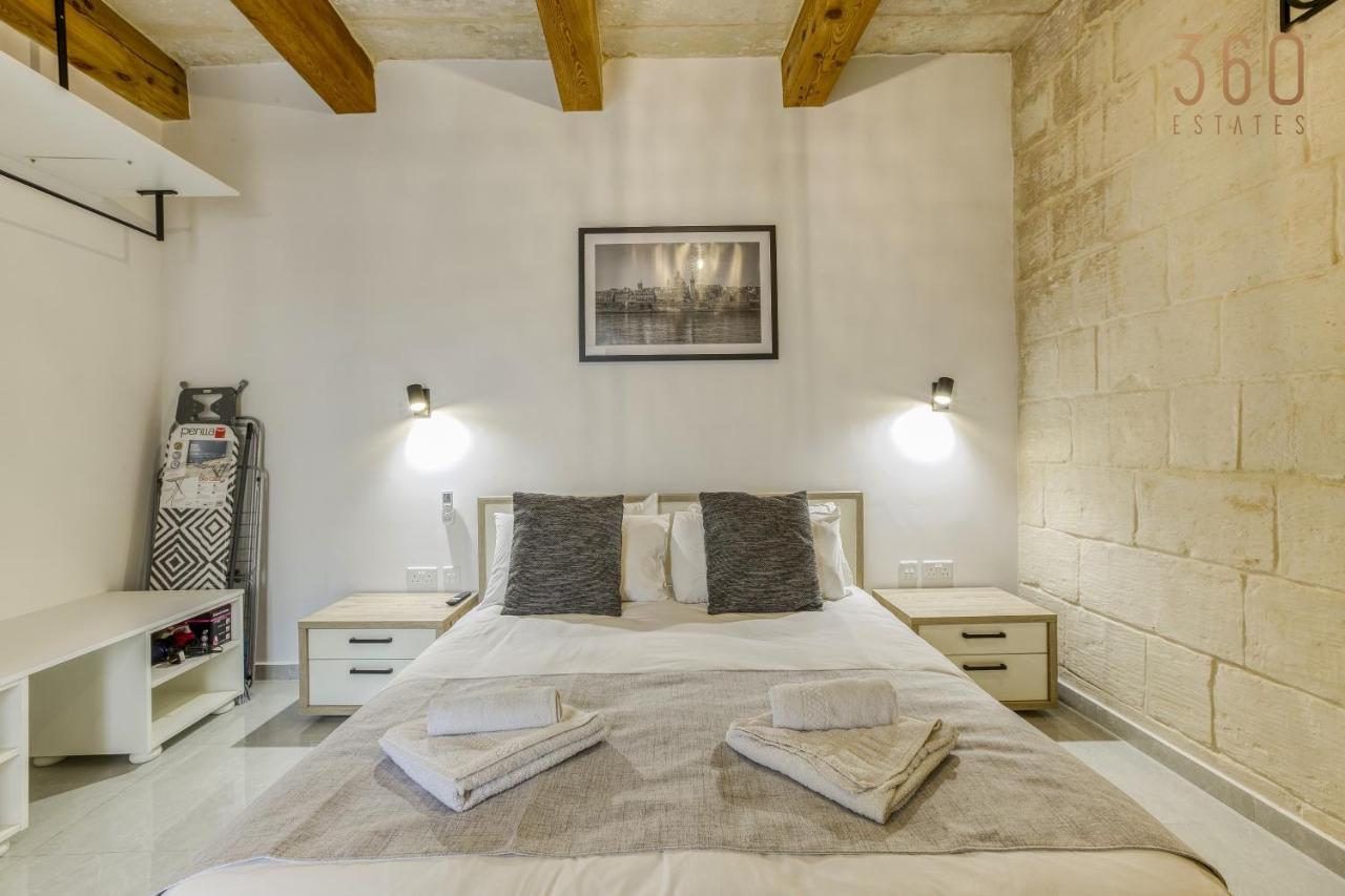 A Lovely 1Br Home With Balcony Just Off The Coast By 360 Estates Saint Julian's Eksteriør billede